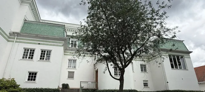 The Thiel Gallery