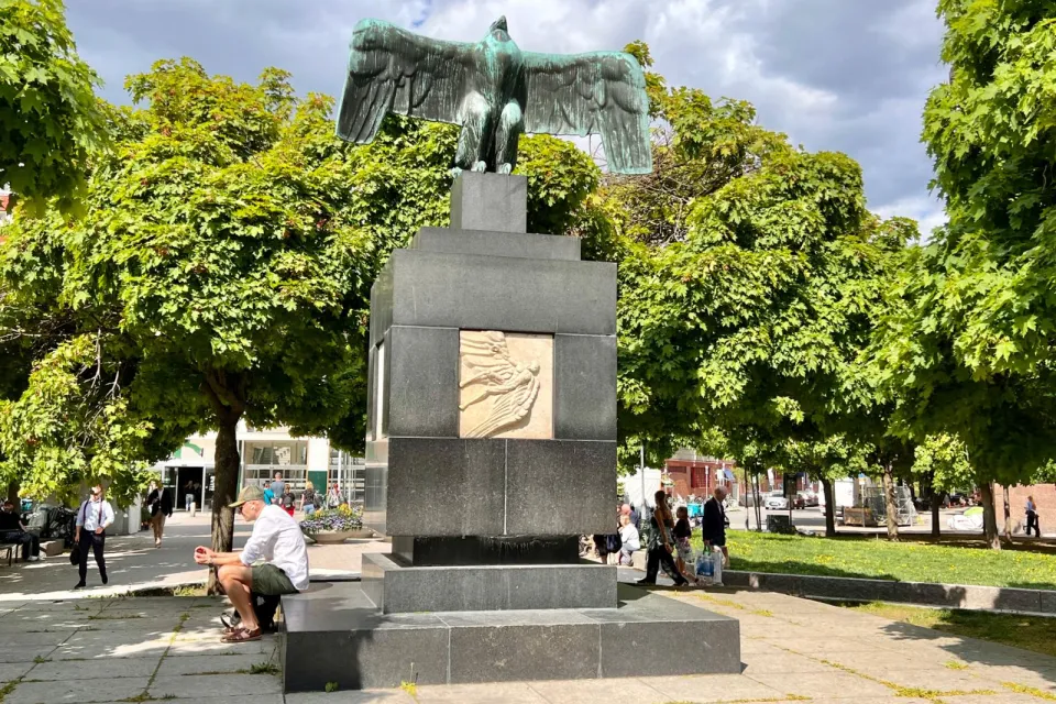Aviator Monument