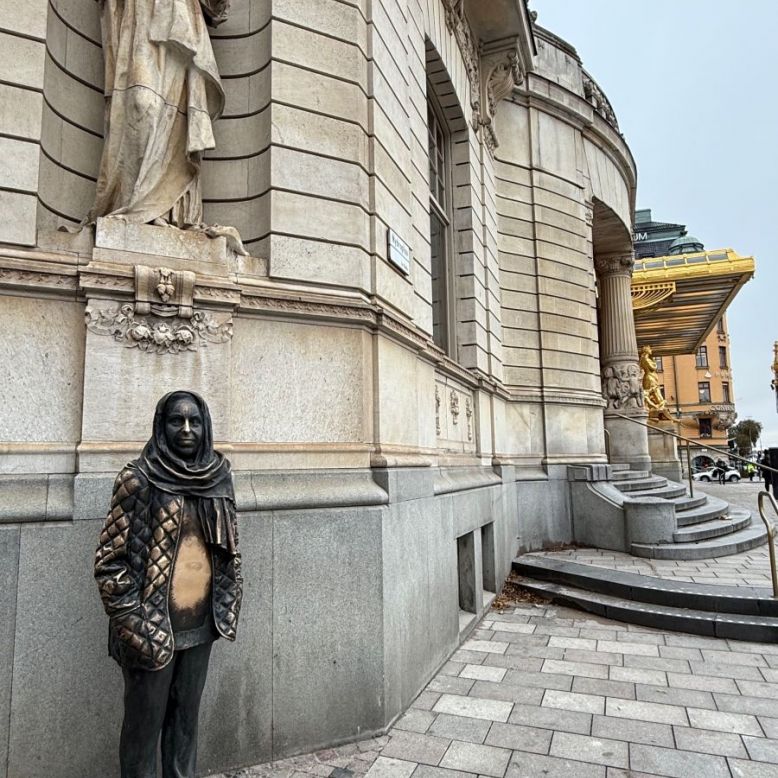 Staty av Margareta Krook