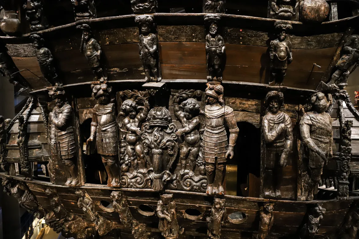 Vasa sculptures