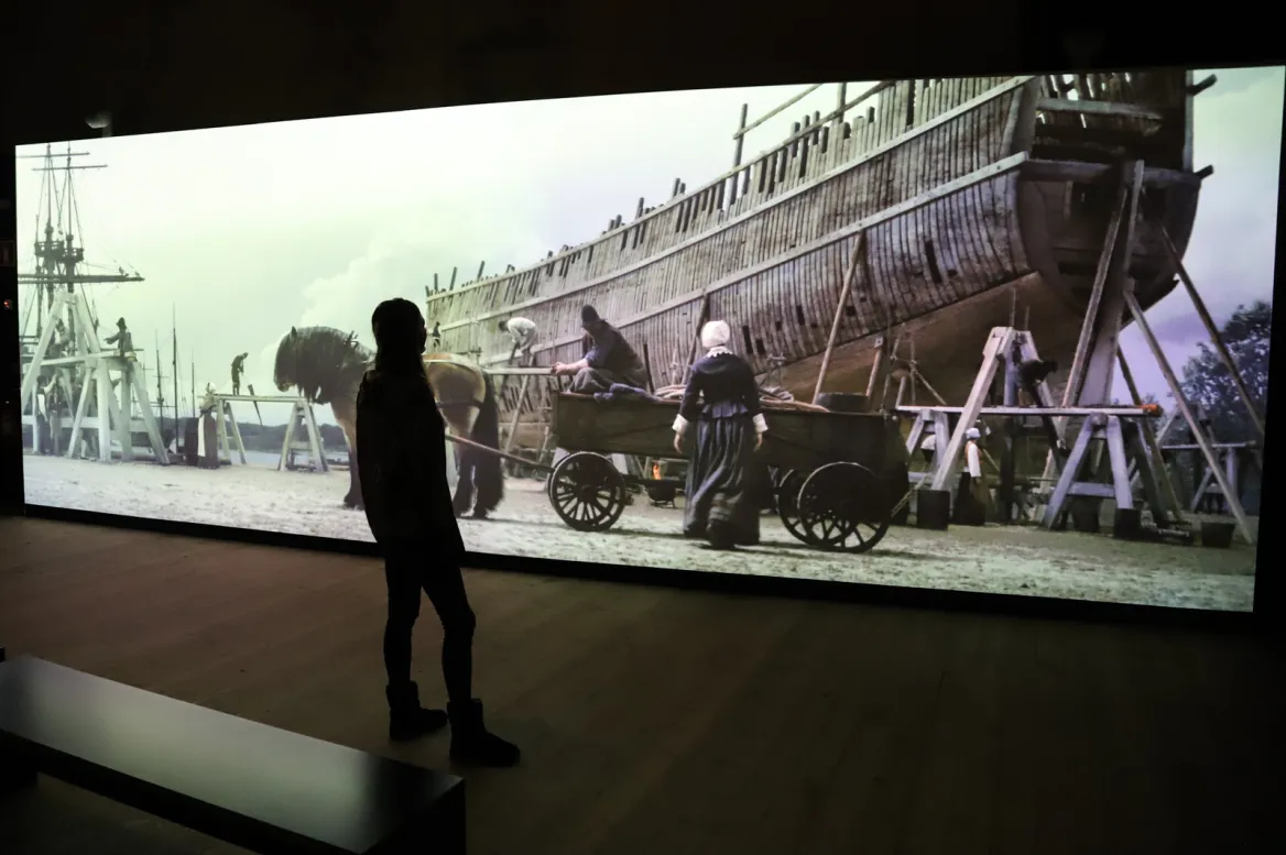 Interactive exhibits