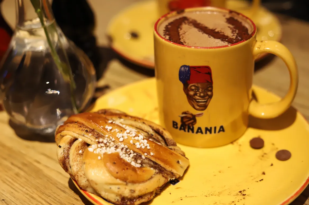Saturnus Cafe