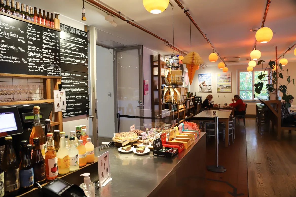 Café Blom au ArkDes et le restaurant du Moderna Museet