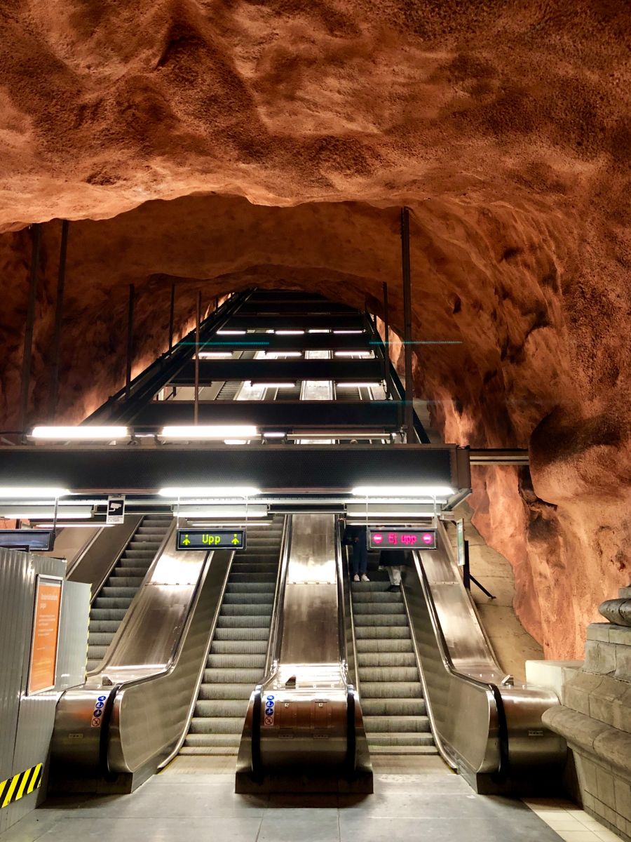 Underground decoration