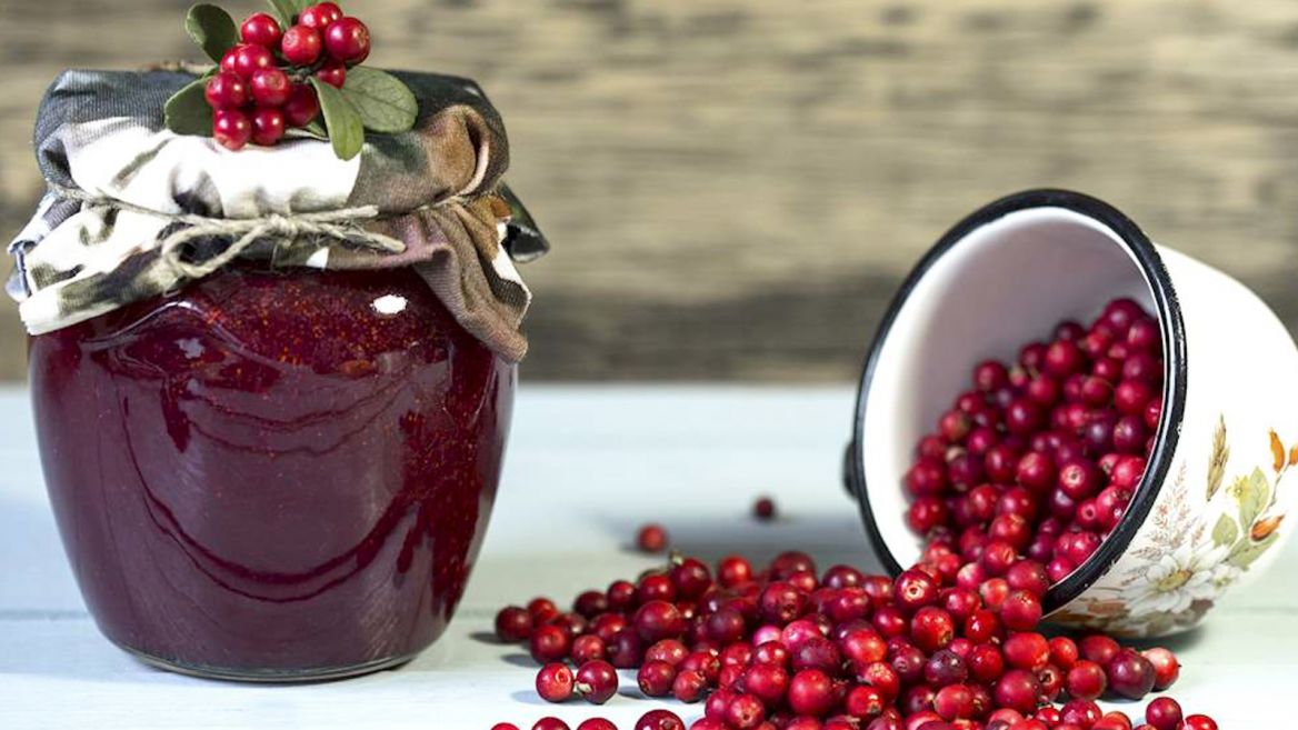 jam jar of Ligonberries